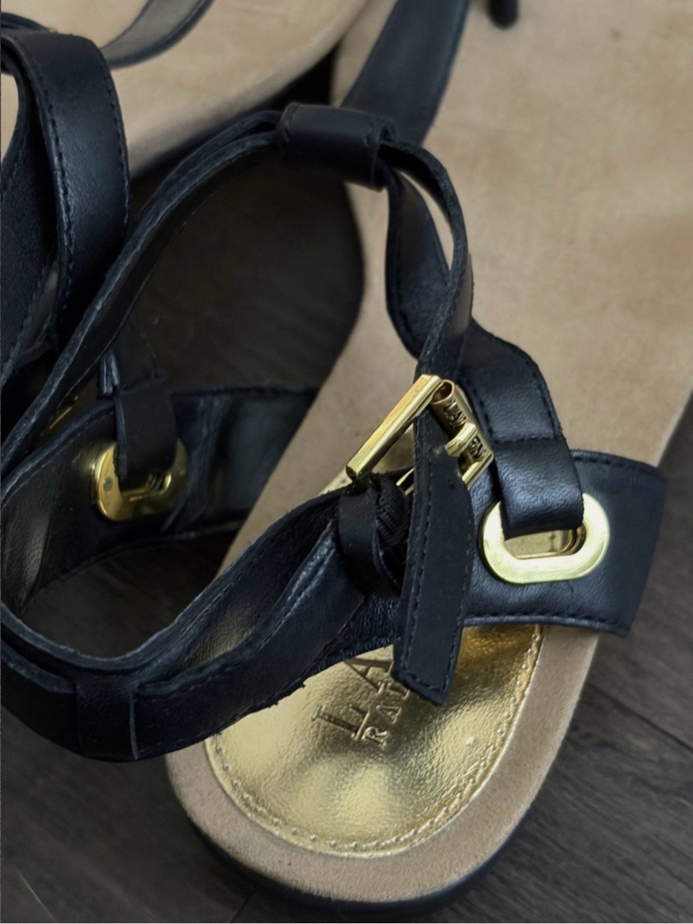 Lauren Ralph Lauren Black Leather Thong Sandals womens size 6.5 - Picture 4 of 9